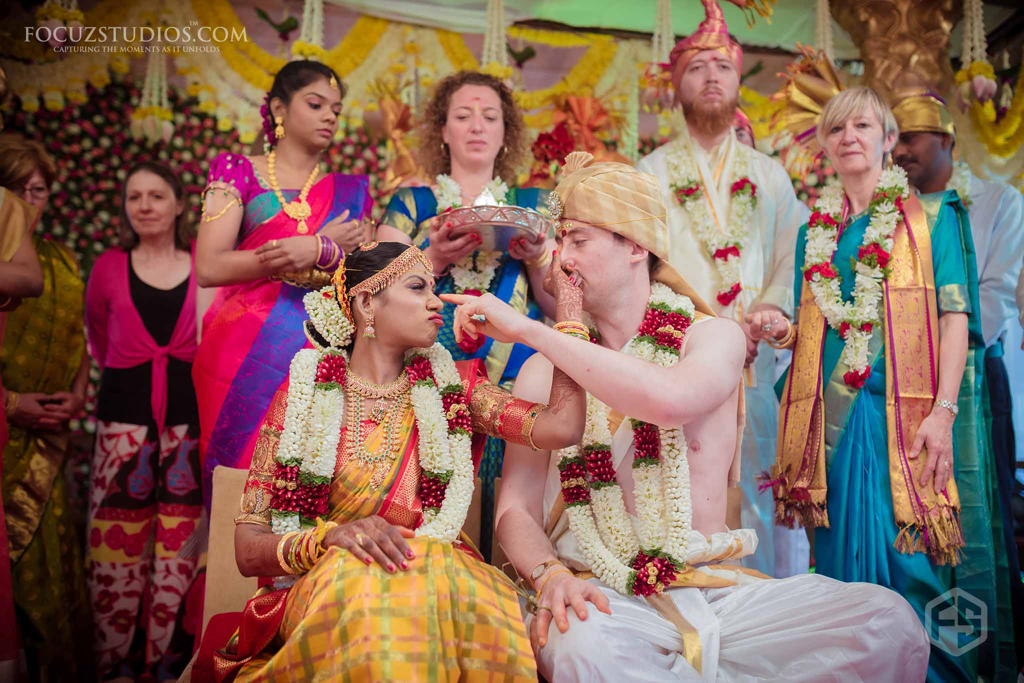 focuz studios best candid wedding photographers bangalore karnataka