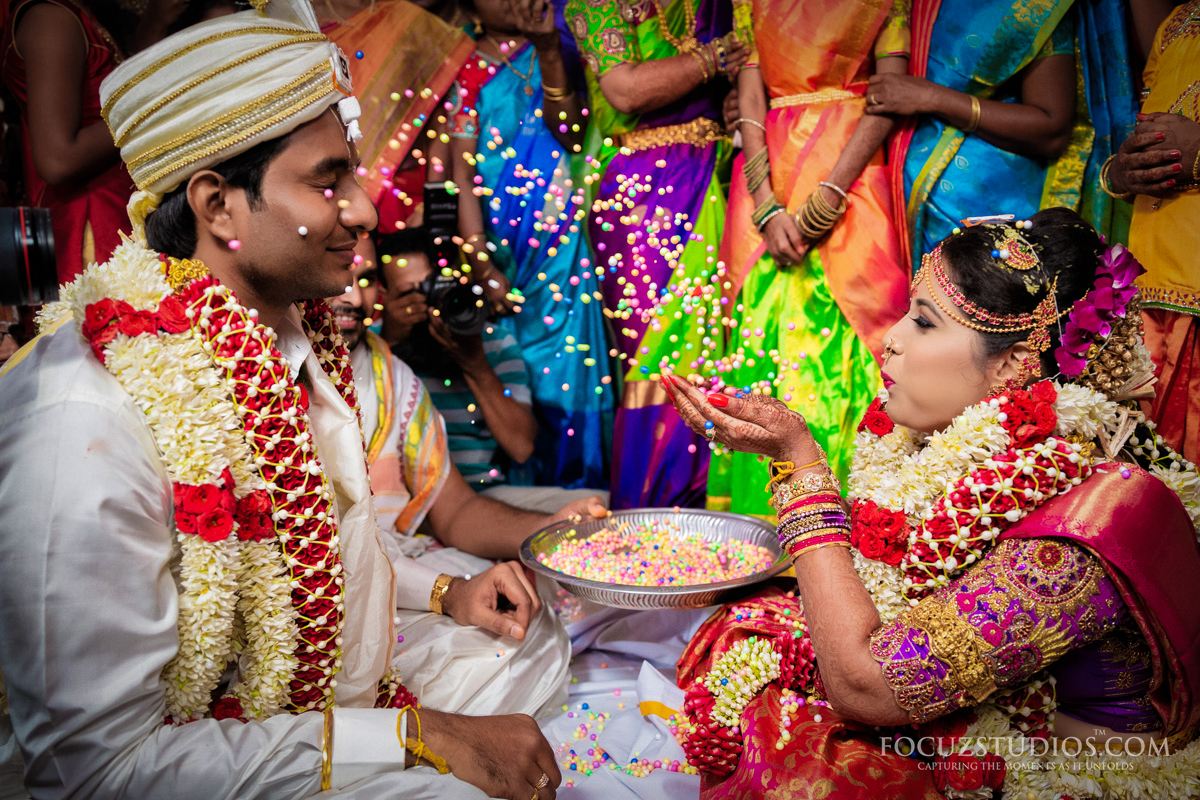 Akshitalu-Talambralu-telugu-wedding-rituals-5