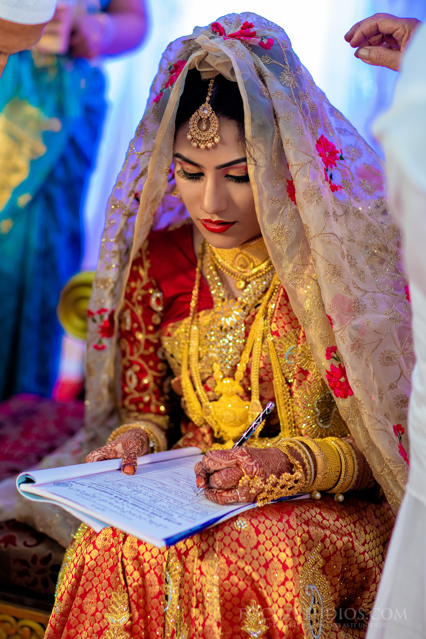 muslim wedding ceremony bride signs