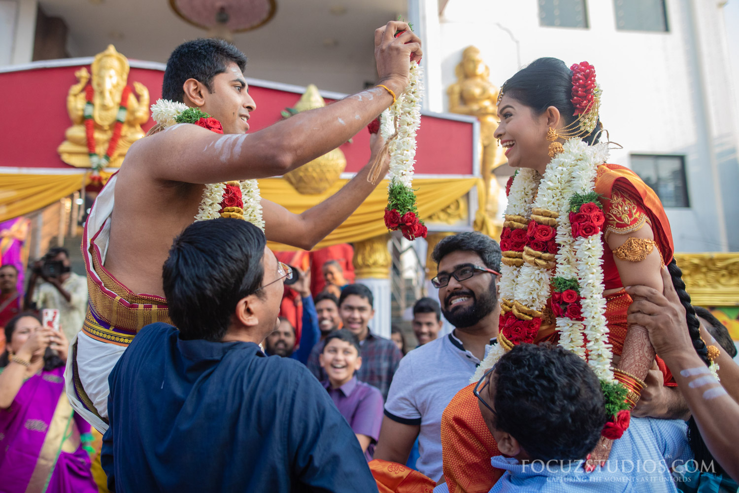 Wedding rituals in south india garland exchange_04