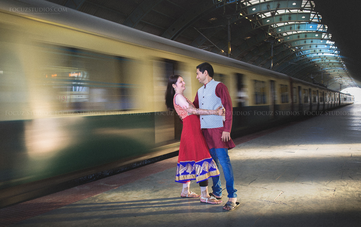 best couple shoot locations in chennai local train 1