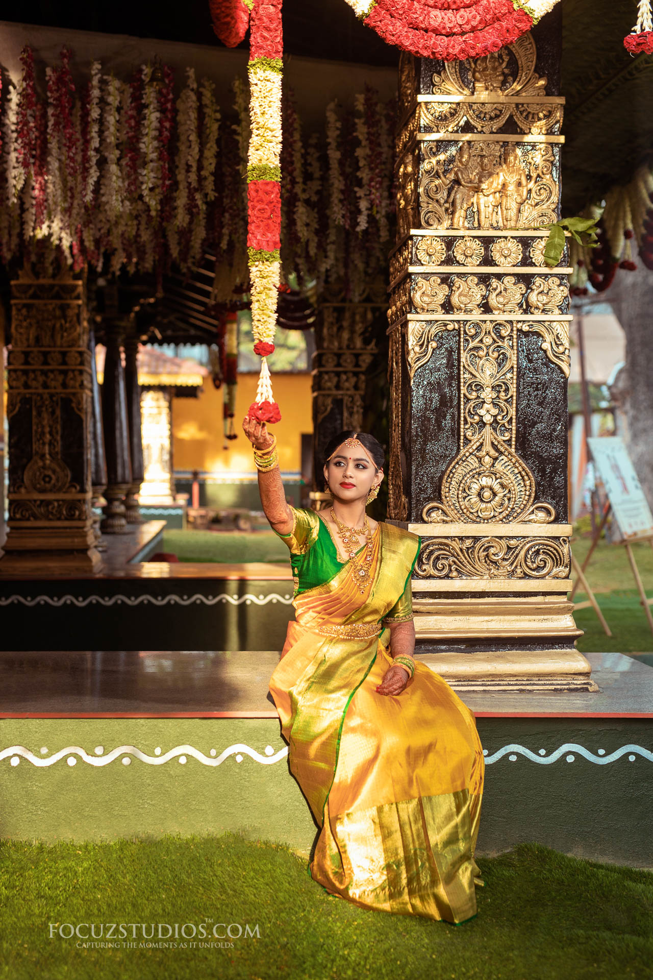 Beautiful-Bride-In-Brahmin-Wedding-Photography-23