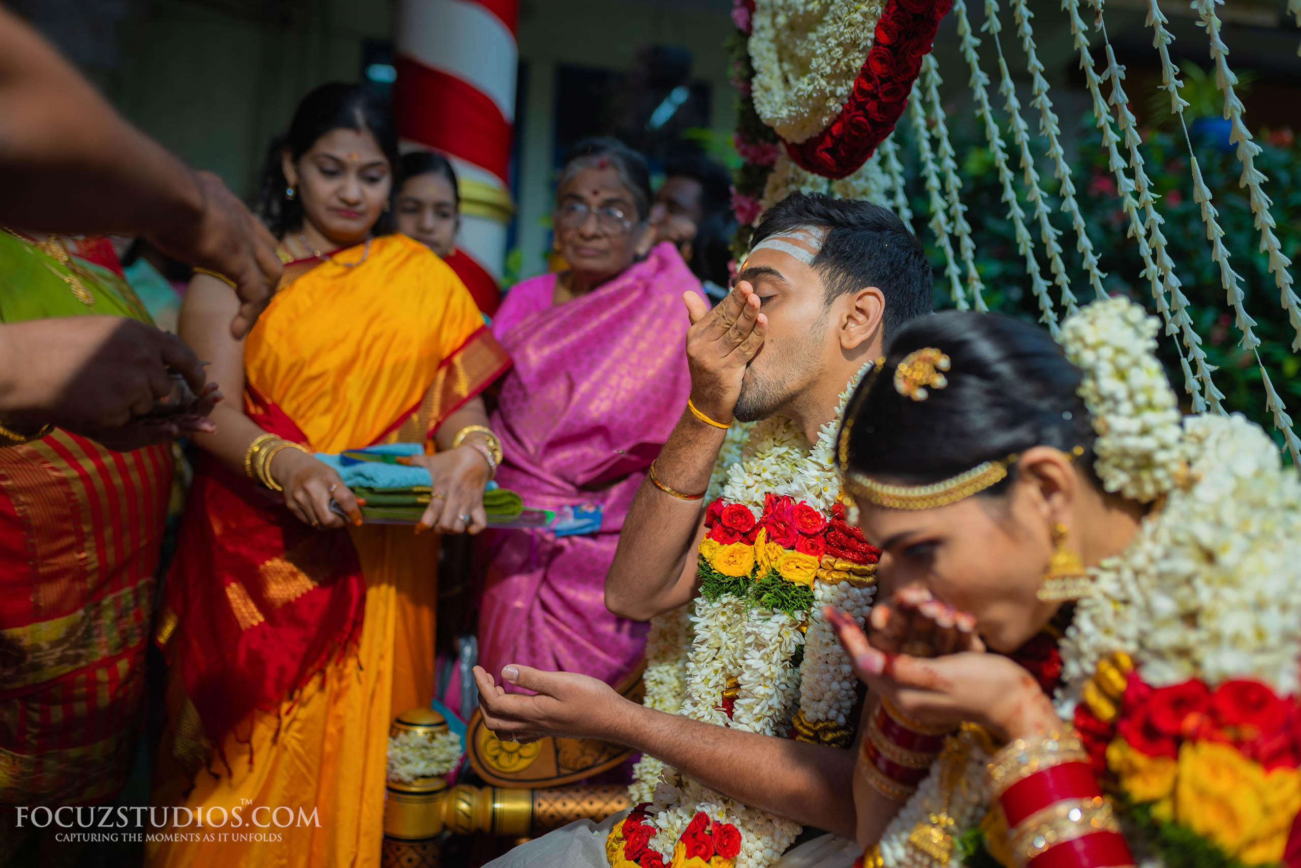 brahmin-wedding-oonjal-photos-51