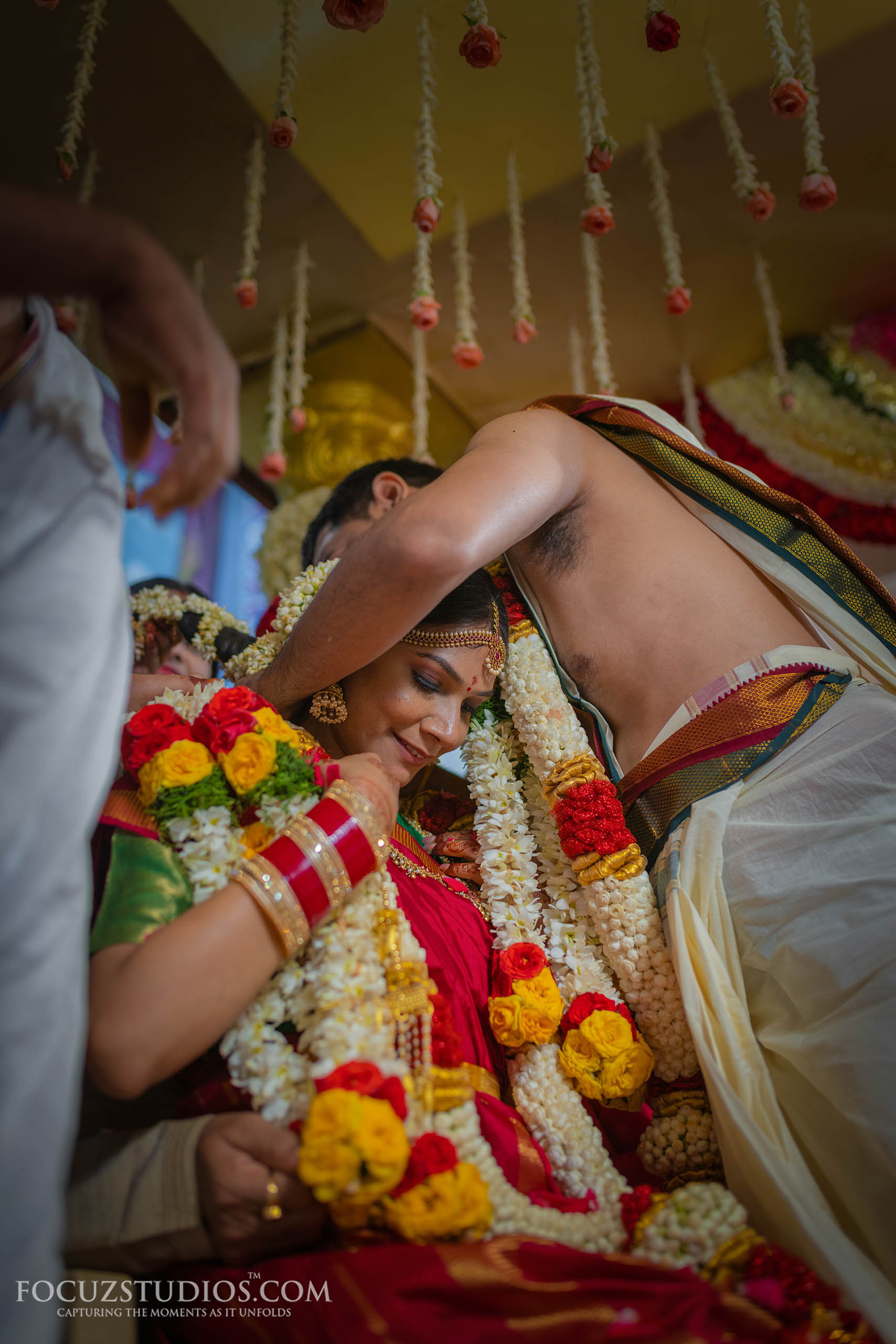 tamil-brahmin-wedding-tali-tying-photos-64