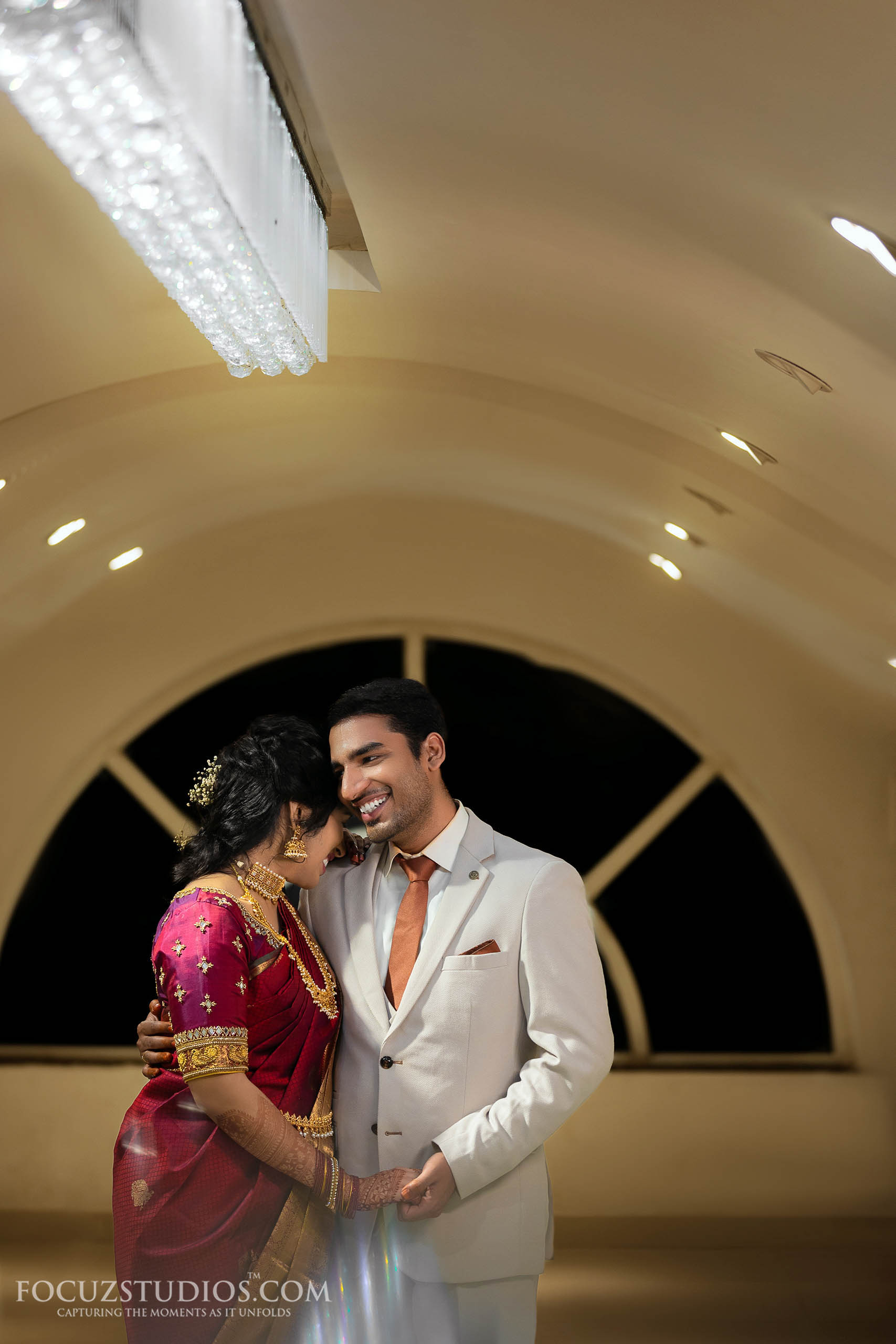 brahmin-wedding-reception-couple-photos-43