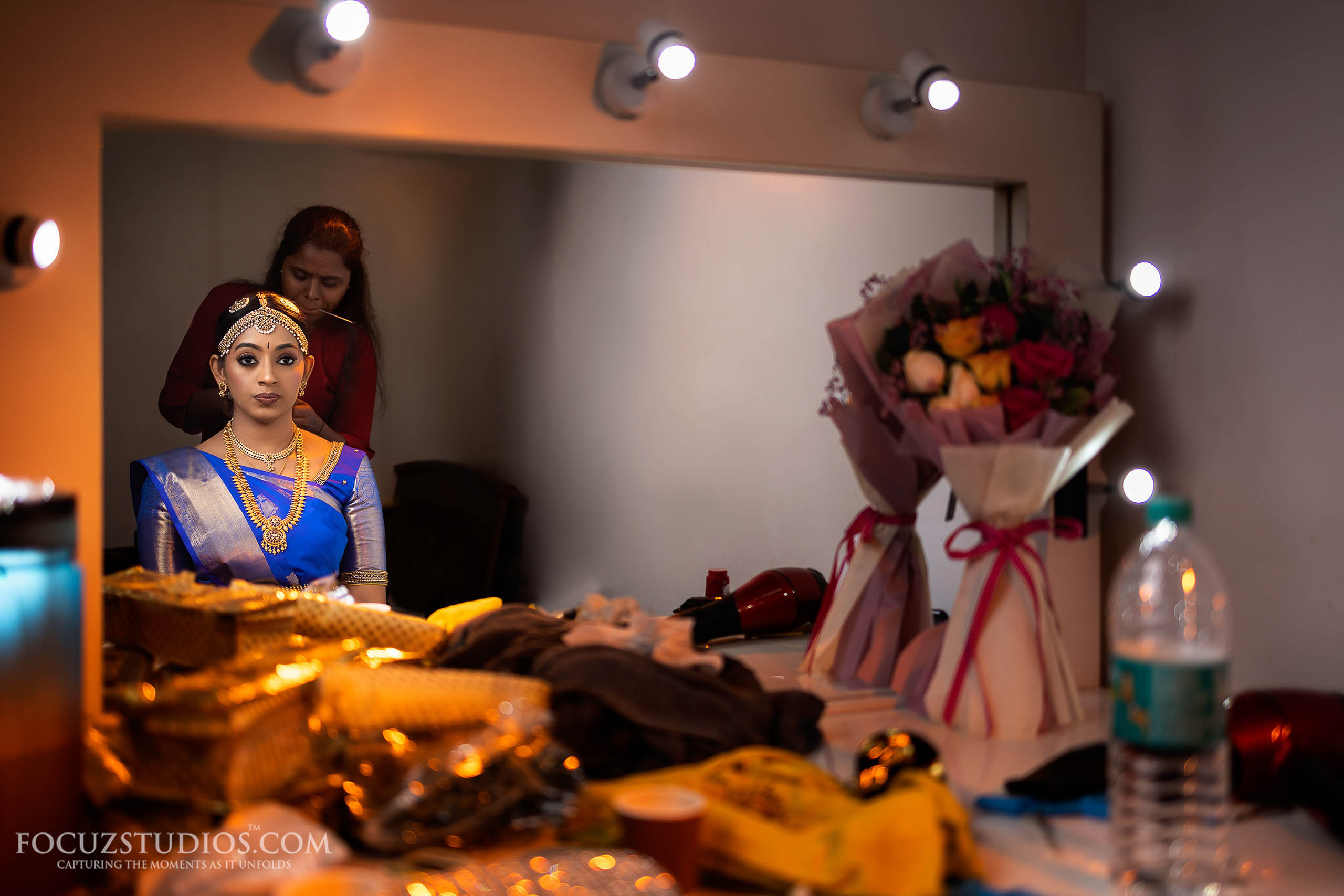 south-indian-bride-getting-ready-candid-wedding-photography-15