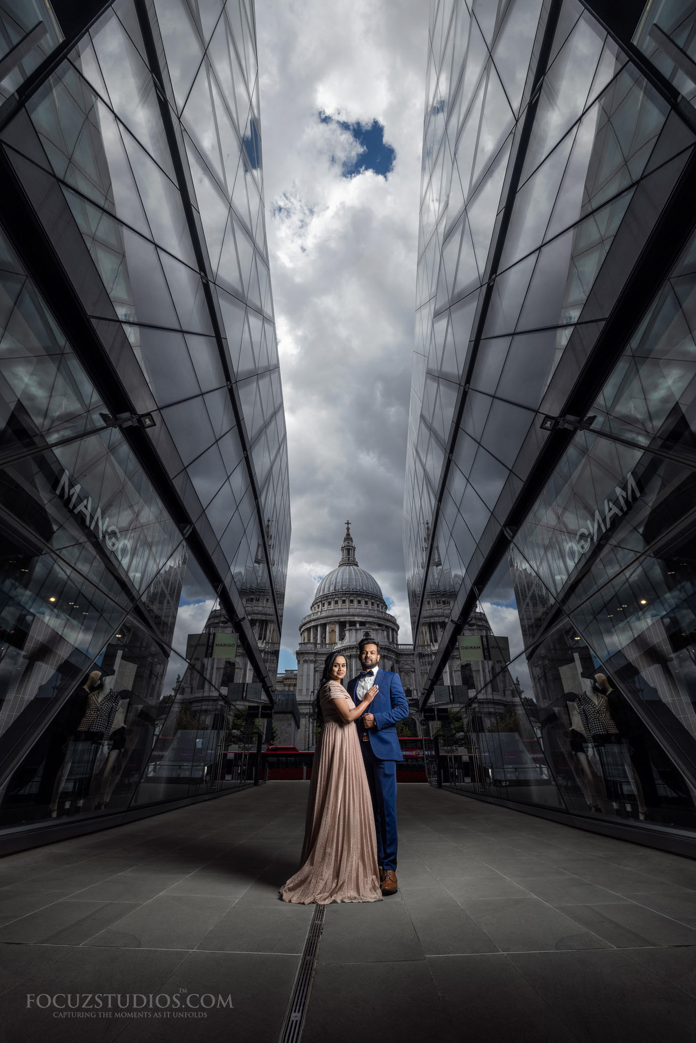 St-Paul's-Cathedral-photography-pre-wedding-shoot-5