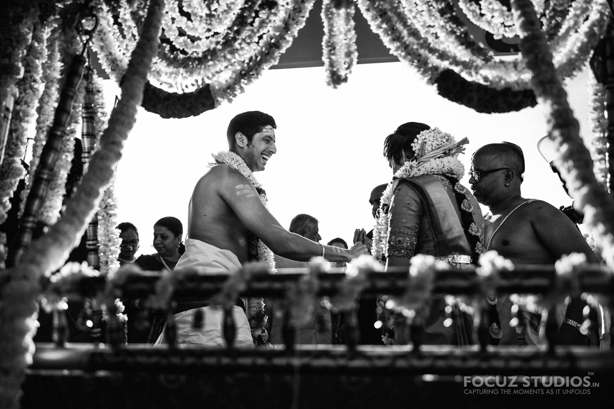 brahmin-wedding-oonjal-ceremony-photos-6