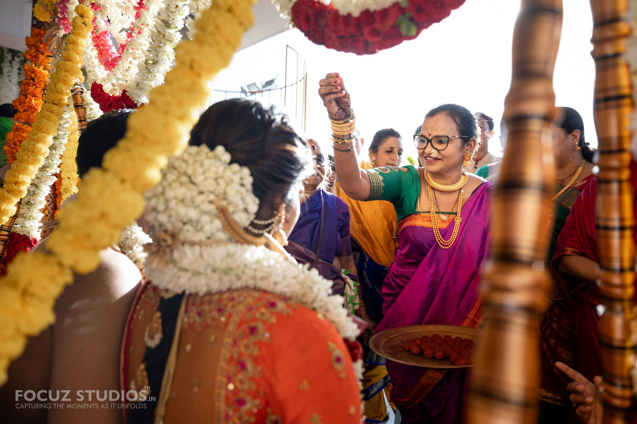 brahmin-wedding-oonjal-ceremony-photos-8